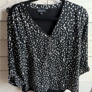 Black and White Graphic Relaxed Blouse